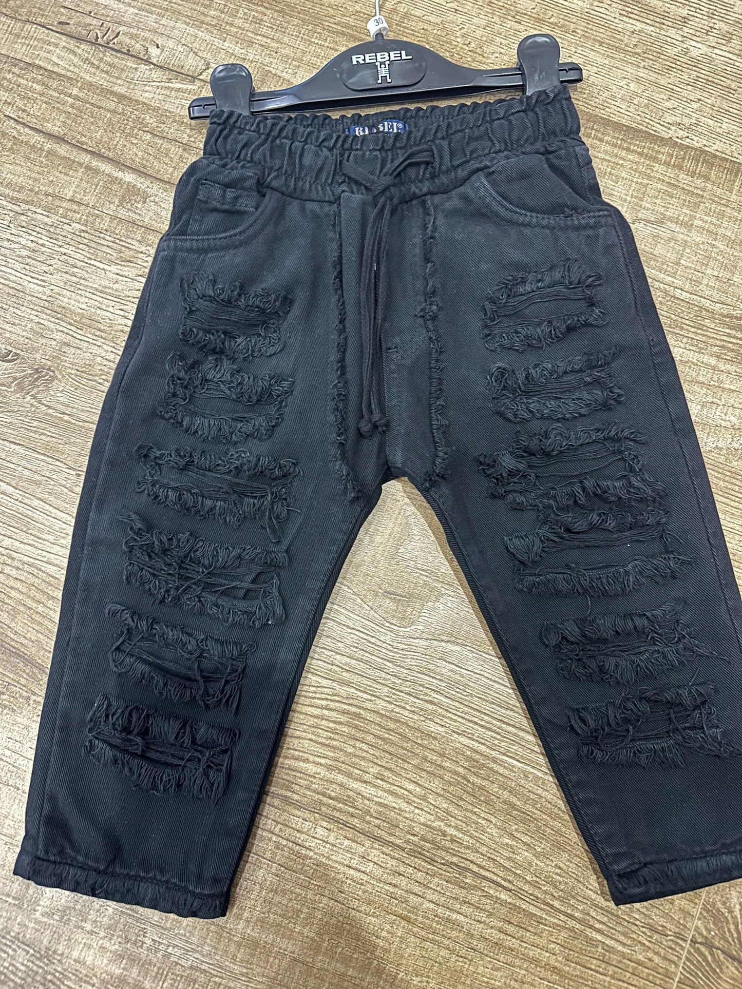 Jeans strappi