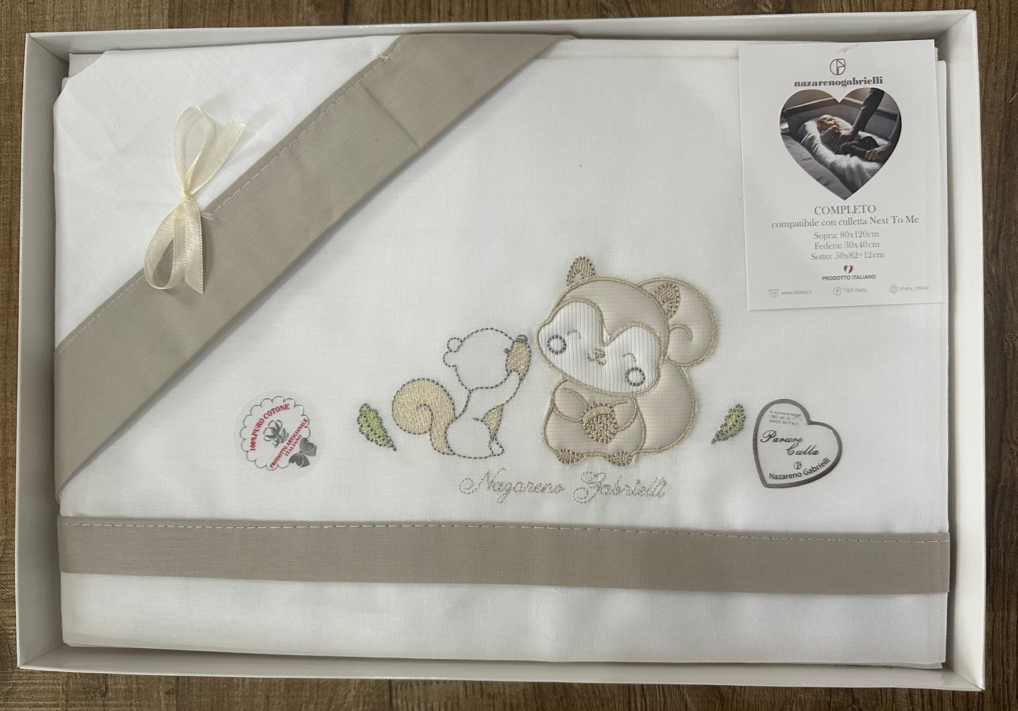 Lenzuola fantasia next to me